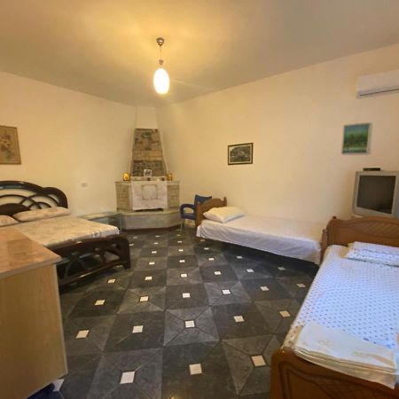Eva Apartments Dhërmi エクステリア 写真