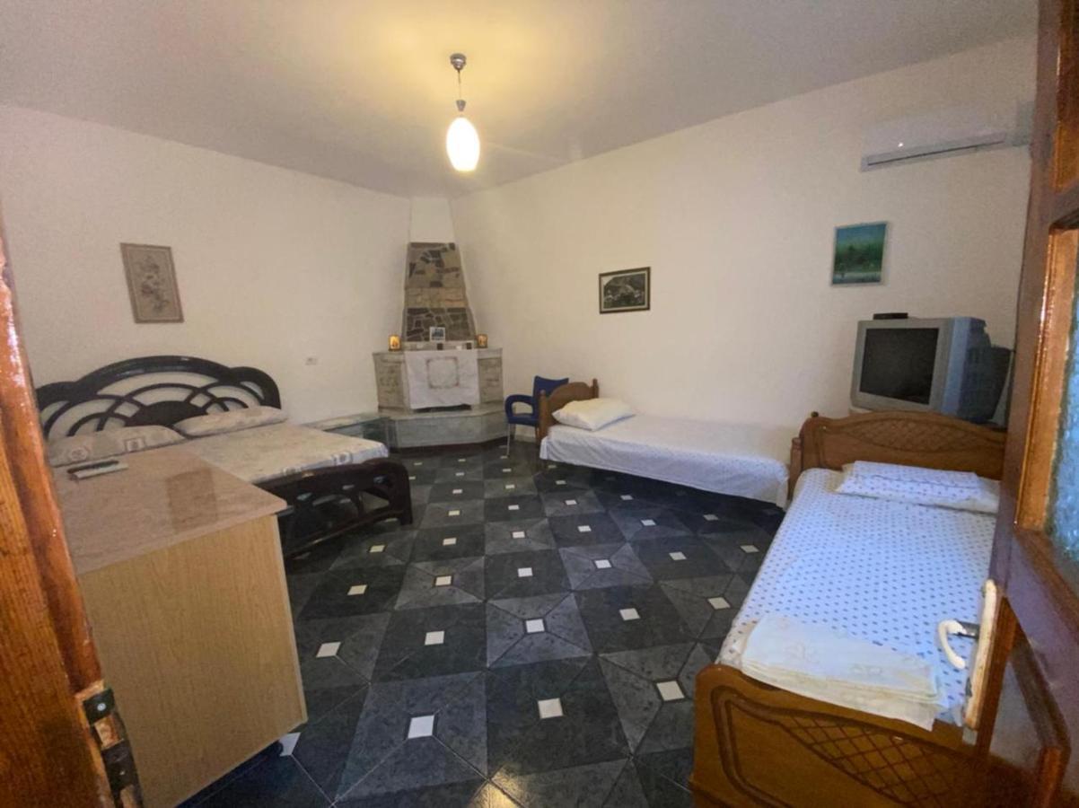 Eva Apartments Dhërmi エクステリア 写真
