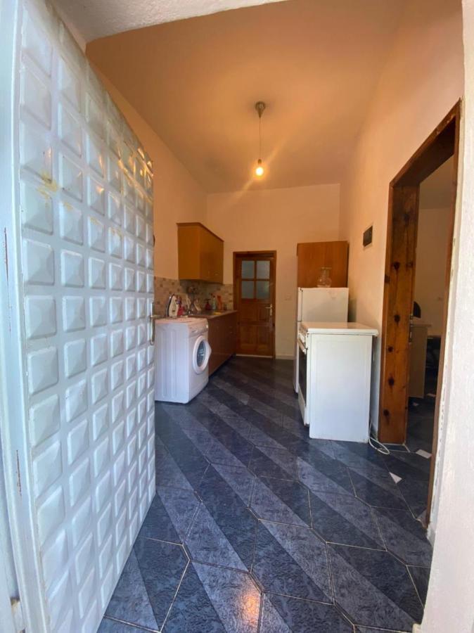 Eva Apartments Dhërmi エクステリア 写真